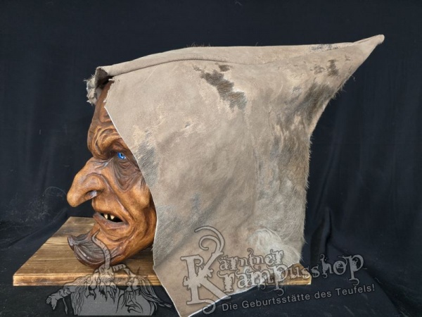 Kaputze BRAUN Ledrig SPITZ nach HINTEN