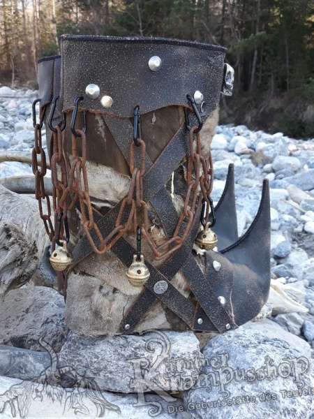 Krampusstiefel mit Spitzen Ledrig Braun Antik