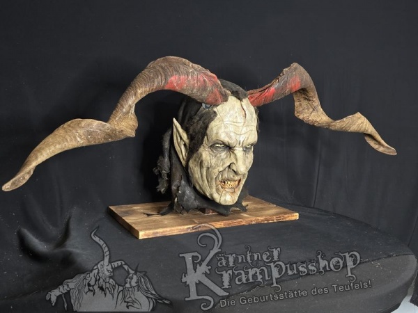 Ziegenbockhörner aus der Region Ampulien