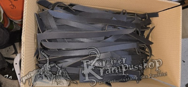 Lederreste Gürtelleder Farbe SCHWARZ