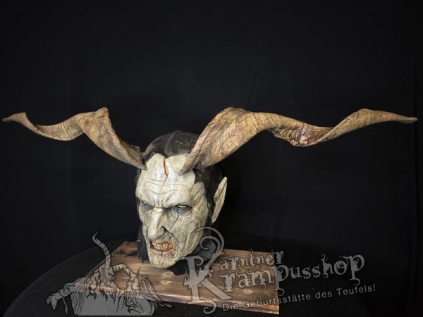 Ziegenbockhörner aus der Region Ampulien