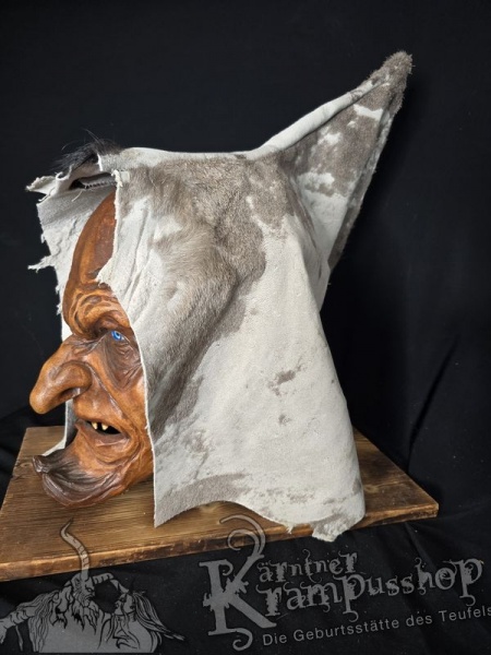 Spitzkaputze Grau Ledrig SPITZ nach OBEN