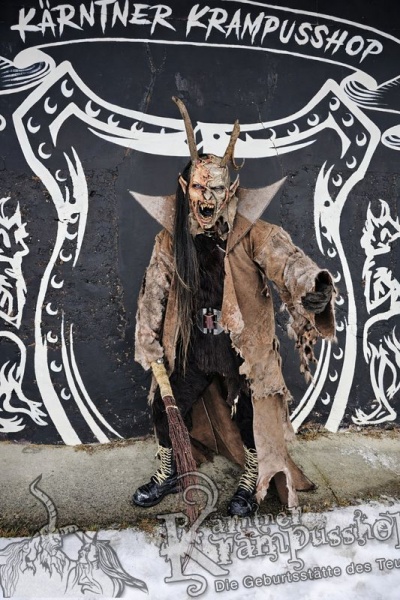 Mantel Braun weit geschnitten Neu