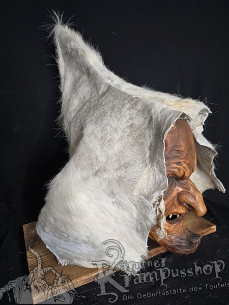 Kaputze WEISS Rassiert SPITZ nach OBEN