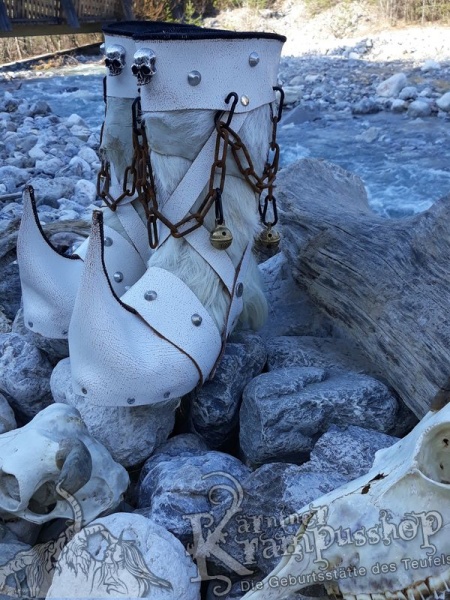 Krampusstiefel mit Spitzen Weiß gefalzt Antik